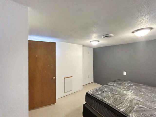 321 N Maple Avenue, Gaylord, MI 49735