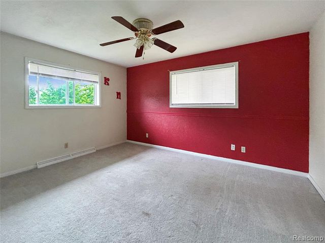 321 N Maple Avenue, Gaylord, MI 49735