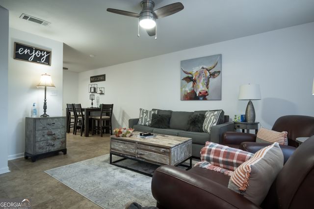 880 College Avenue, Athens, GA 30601