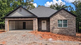 5 Collins Lane, Bella Vista, AR 72714