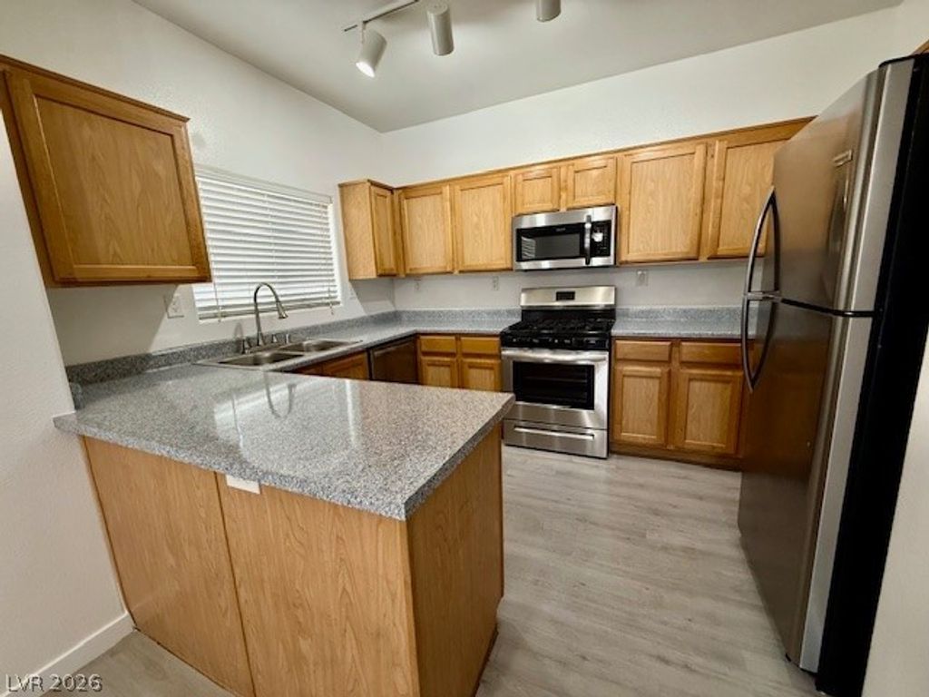 10290 Gilmore Canyon Court 103, Las Vegas, NV 89129 — photo 2