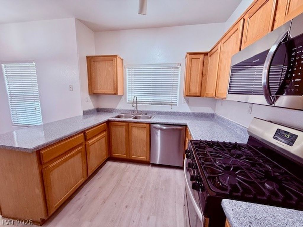 10290 Gilmore Canyon Court 103, Las Vegas, NV 89129 — photo 3