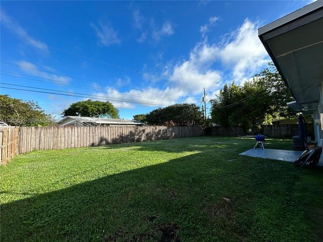 6829 NW 12th St 6829, Plantation, FL 33313