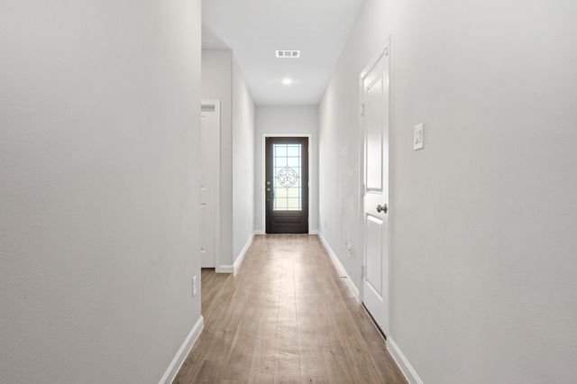 796 Westpointe Drive, Dayton, TX 77535