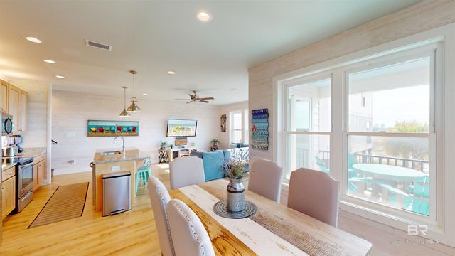 588 E Beach Boulevard A, Gulf Shores, AL 36542