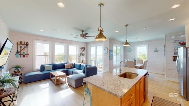 588 E Beach Boulevard A, Gulf Shores, AL 36542