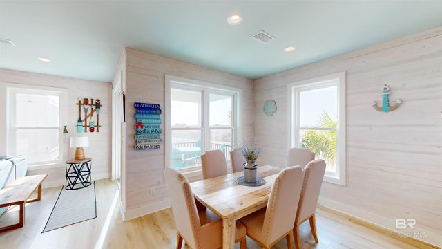 588 E Beach Boulevard A, Gulf Shores, AL 36542