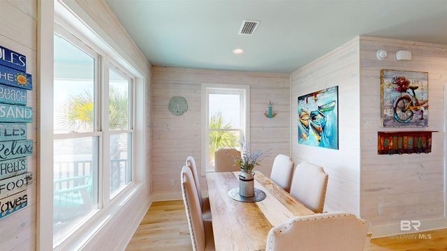 588 E Beach Boulevard A, Gulf Shores, AL 36542