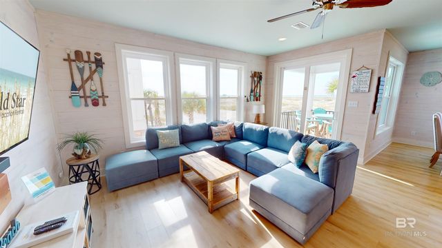 588 E Beach Boulevard A, Gulf Shores, AL 36542