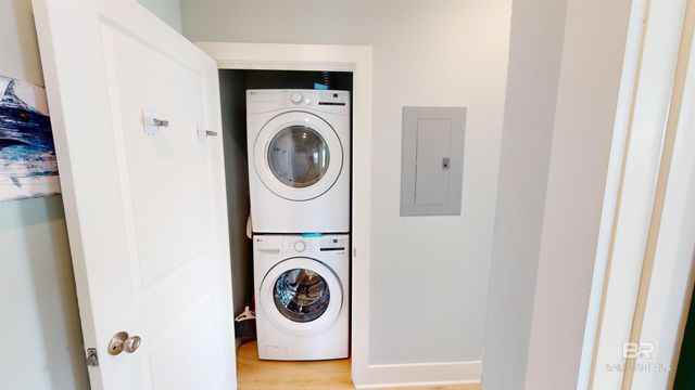 588 E Beach Boulevard A, Gulf Shores, AL 36542