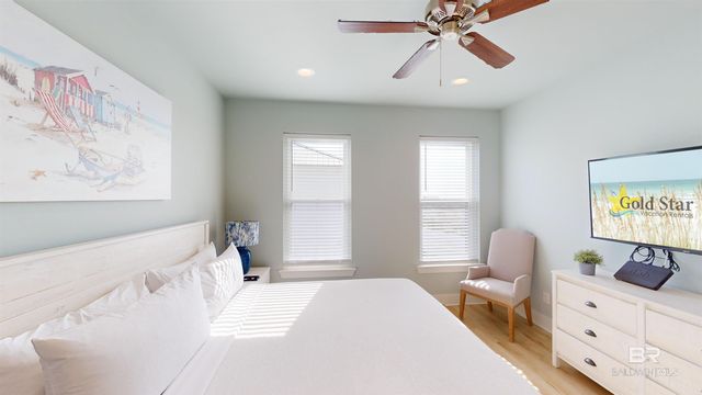 588 E Beach Boulevard A, Gulf Shores, AL 36542