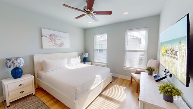 588 E Beach Boulevard A, Gulf Shores, AL 36542