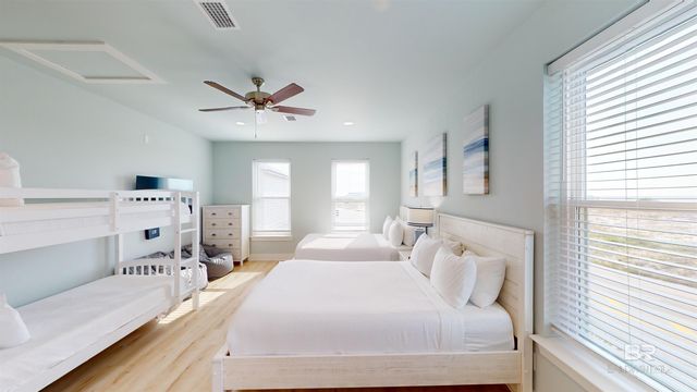 588 E Beach Boulevard A, Gulf Shores, AL 36542