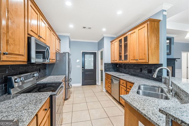 111 Montrose Lane, Centerville, GA 31028