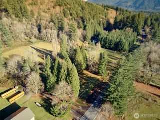 11846 Lewis River Road, Ariel, WA 98603