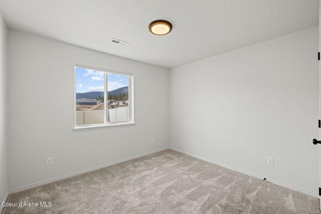 16237 N Hadley Loop, Rathdrum, ID 83858