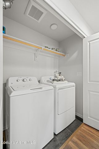 16237 N Hadley Loop, Rathdrum, ID 83858