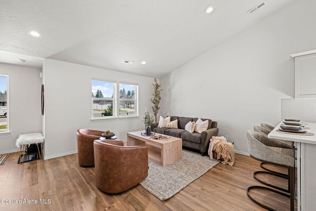 16237 N Hadley Loop, Rathdrum, ID 83858