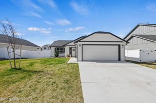 16237 N Hadley Loop, Rathdrum, ID 83858