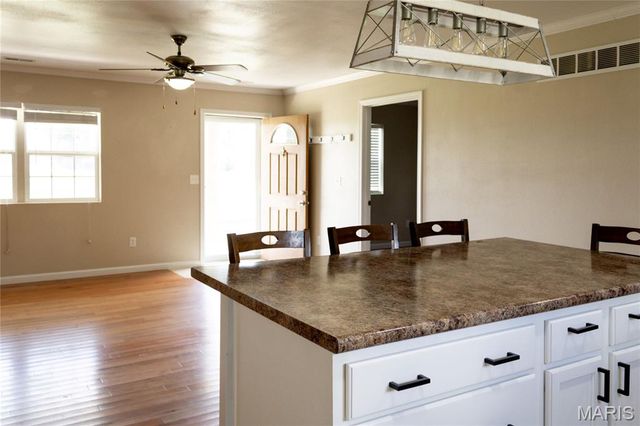 1714 Wesley Chapel Road, Farmington, MO 63640