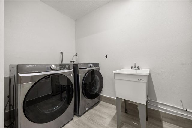 627 MELLOWOOD AVENUE, Orlando, FL 32825