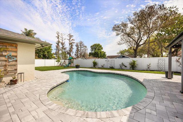 627 MELLOWOOD AVENUE, Orlando, FL 32825