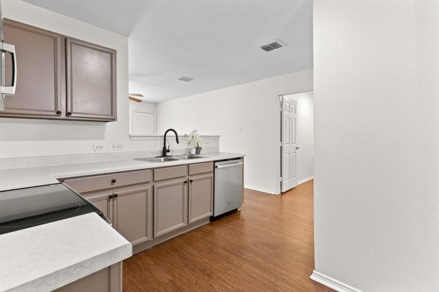 12633 Azure Heights Place, Rhome, TX 76078
