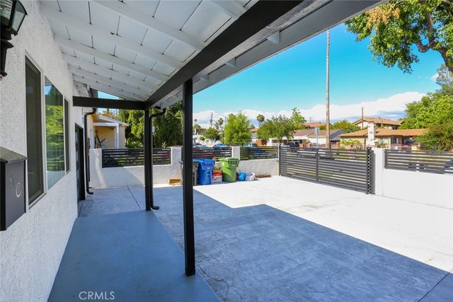 /7523 Milwood, Canoga Park, CA 91303