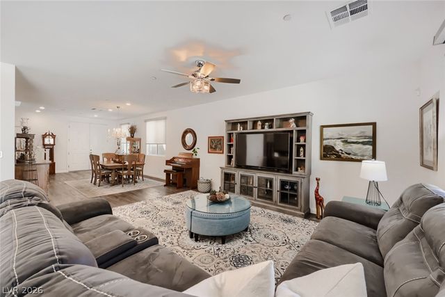 864 Aurelie Ridge Street, Henderson, NV 89011