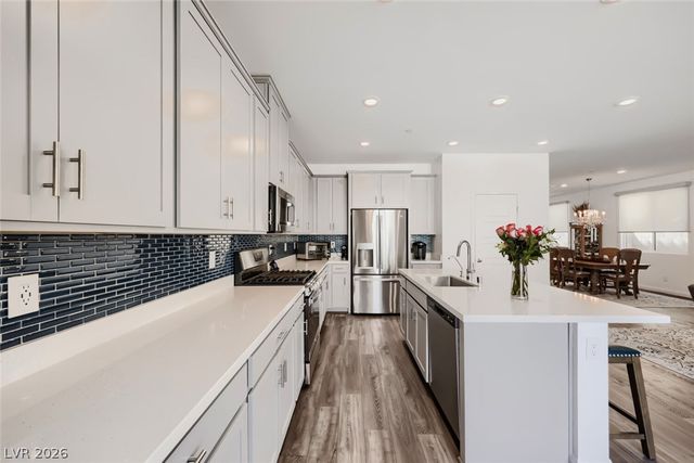 864 Aurelie Ridge Street, Henderson, NV 89011