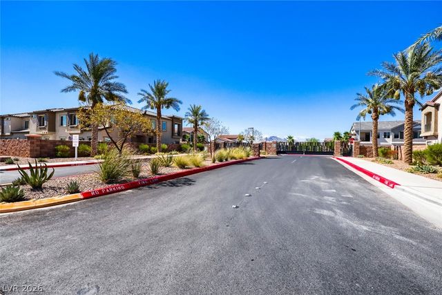 864 Aurelie Ridge Street, Henderson, NV 89011