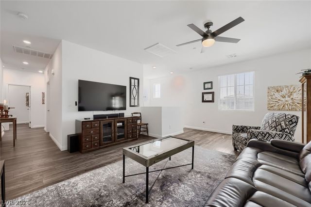 864 Aurelie Ridge Street, Henderson, NV 89011