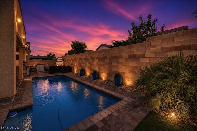 864 Aurelie Ridge Street, Henderson, NV 89011