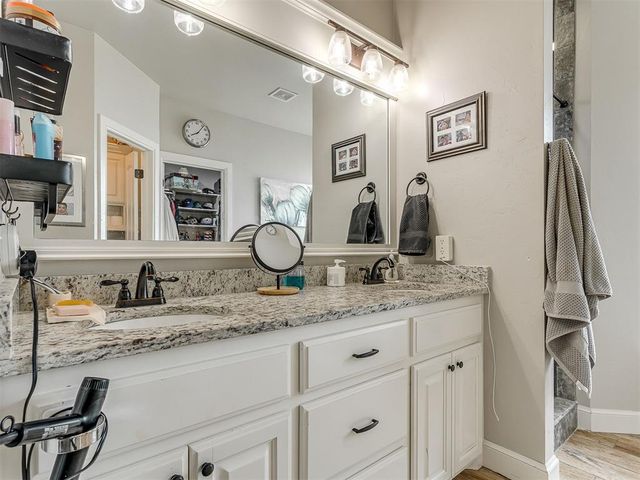 2269 Barrington Drive, Blanchard, OK 73010