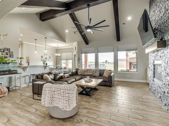 2269 Barrington Drive, Blanchard, OK 73010