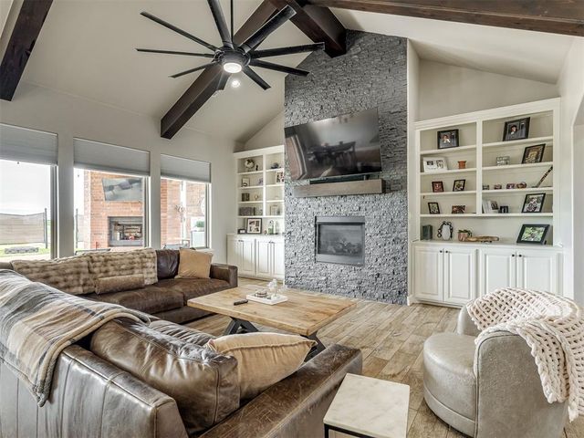 2269 Barrington Drive, Blanchard, OK 73010
