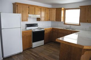 633 S Commerce ST, Lockhart, TX 78644