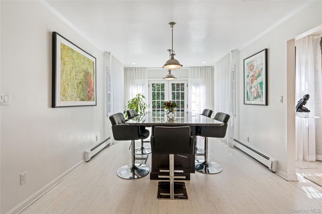 798 Connecticut View Drive, Oyster Bay, NY 11771