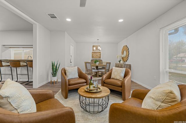 10223 FLATLAND TRL, Converse, TX 78109