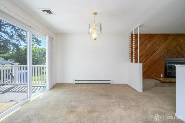 300 Beechmont Street, Toms River, NJ 08757