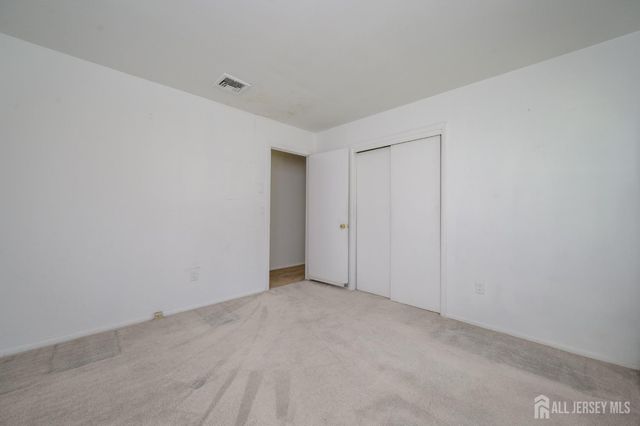 300 Beechmont Street, Toms River, NJ 08757