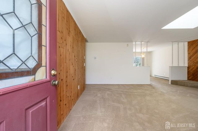 300 Beechmont Street, Toms River, NJ 08757