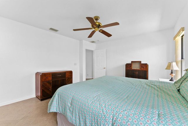 375 NW 42nd Street, Boca Raton, FL 33431
