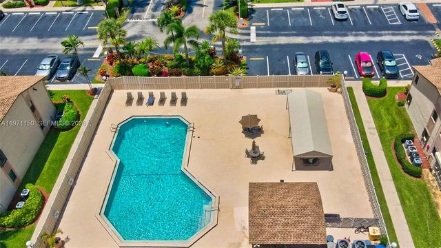 9430 Boca Cove Cir 210, Boca Raton, FL 33428