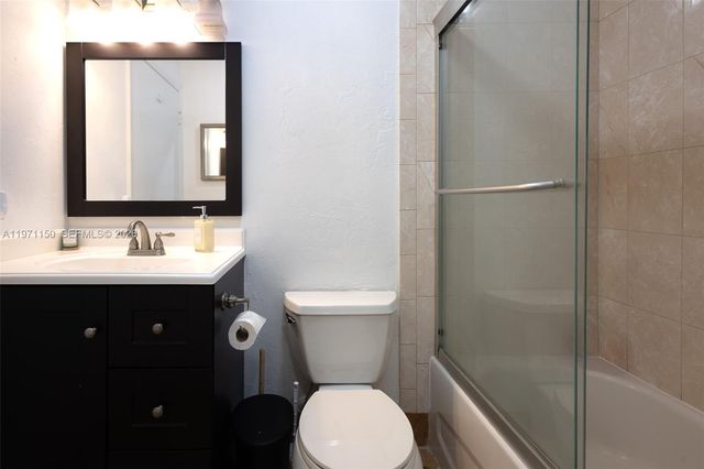 9430 Boca Cove Cir 210, Boca Raton, FL 33428