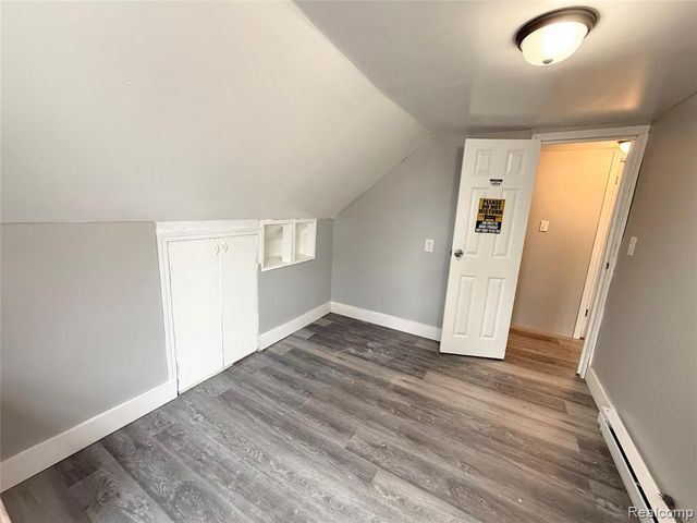 20500 Mckishnie Street, Clinton Township, MI 48035