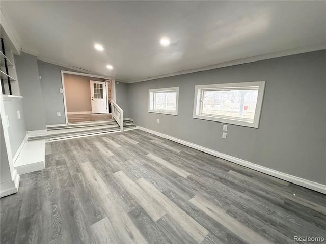 20500 Mckishnie Street, Clinton Township, MI 48035