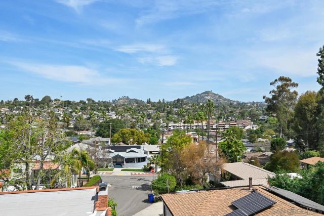 8230-32 Vista Dr, La Mesa, CA 91941