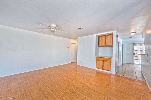 277 North Lamb Boulevard C, Las Vegas, NV 89110