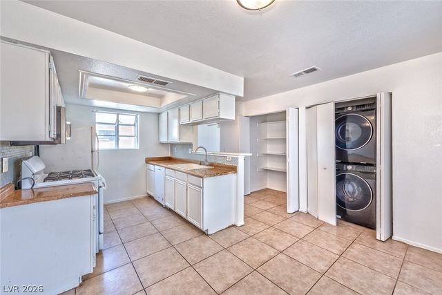 277 North Lamb Boulevard C, Las Vegas, NV 89110